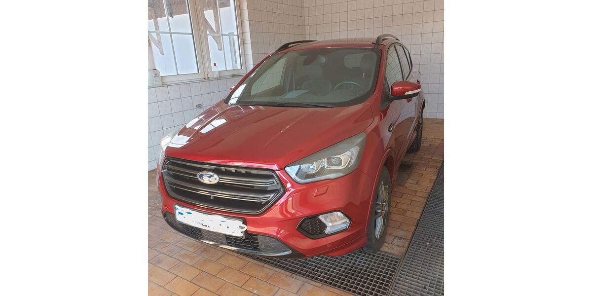 Ford Kuga 68.000 km 18.400 &euro; Obernzell 94130