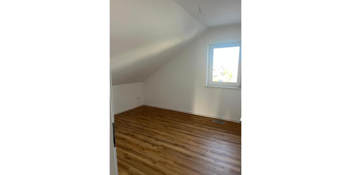 Einfamilienhaus Espenau - 3 Zimmer, 114 m&sup2;, 1.700&euro; | Angebot:25150289