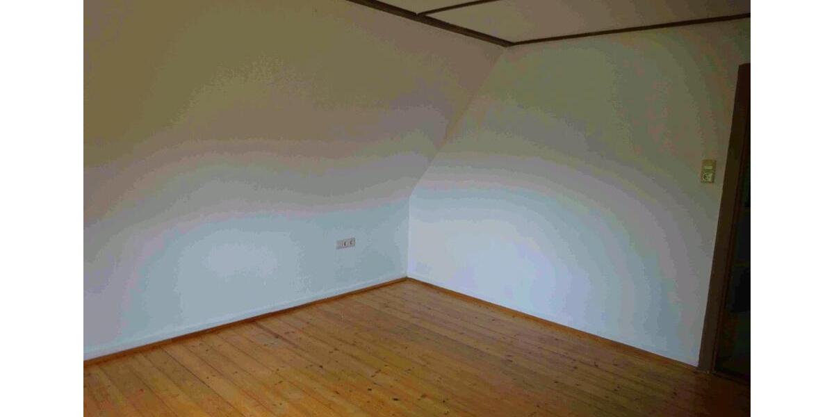 Einfamilienhaus Singen (Hohentwiel) - 6 Zimmer, 131 m&sup2;, 550.000&euro; | Angebot:26975099