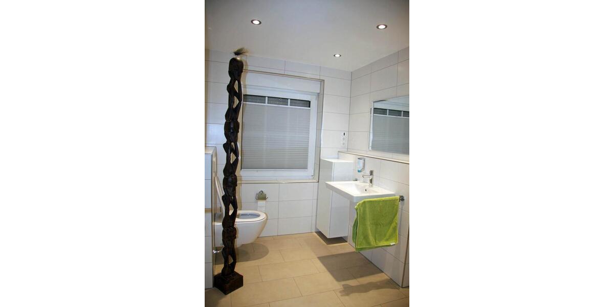 Etagenwohnung Korschenbroich - 3 Zimmer, 76 m&sup2;, 1.400&euro; | Angebot:26249916