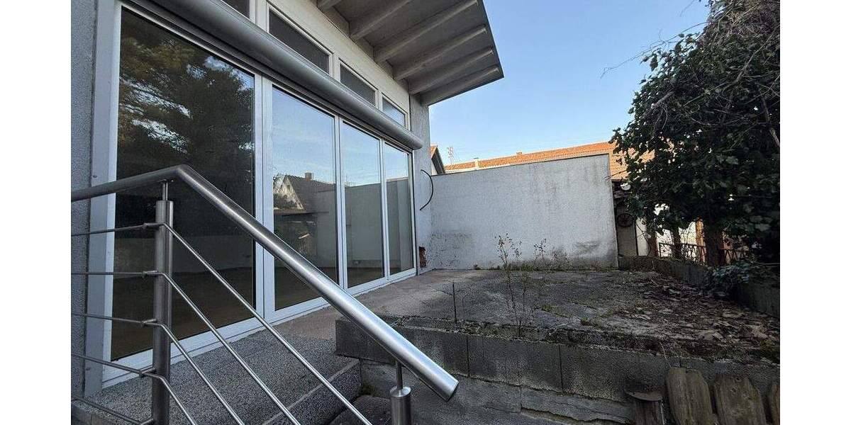 Mehrfamilienhaus, Wohnhaus Graben-Neudorf Neudorf - 7 Zimmer, 224 m&sup2;, 490.000&euro; | Angebot:25736356