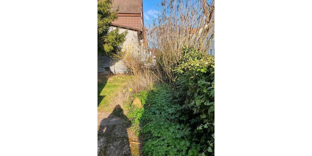 Einfamilienhaus Einbeck - 6 Zimmer, 135 m&sup2;, 85.000&euro; | Angebot:27030021
