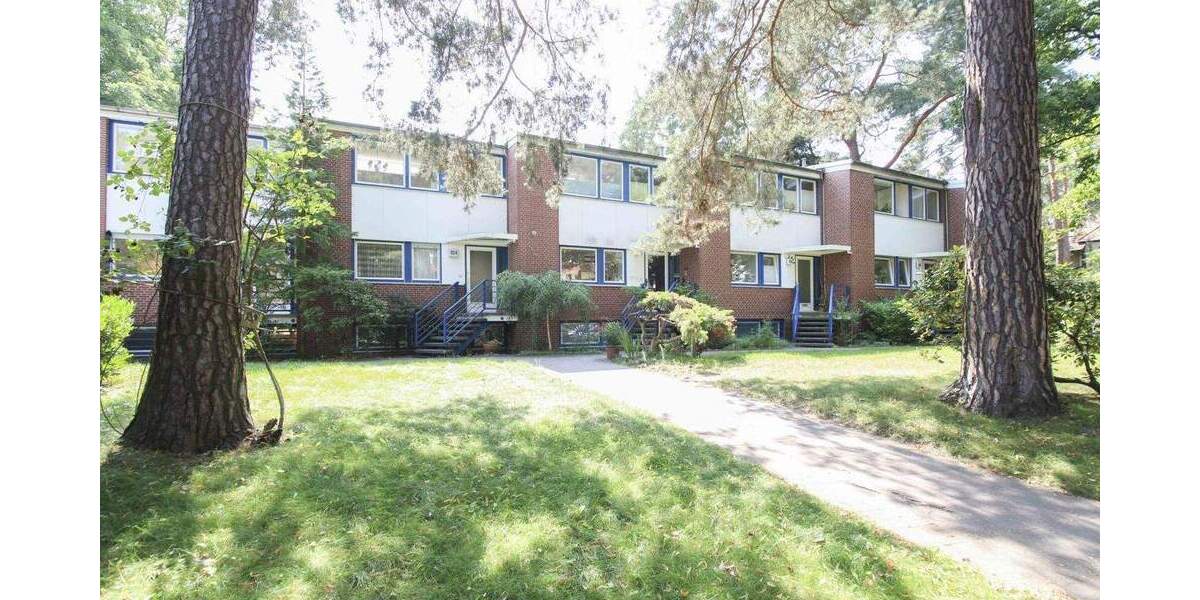 Bezugsfrei: Gepflegtes 3,5-Zi.-Reihenmittelhaus mit Tiefgarage und Garten in Nikolassee! 3 zimmer