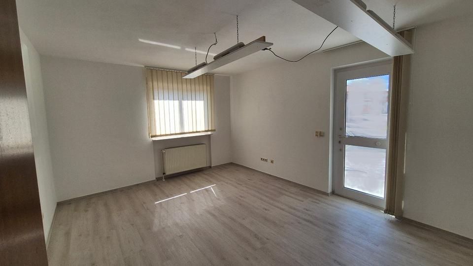 Gewerbeobjekt Karben - 375&euro; | Angebot:26237428