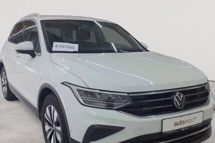 VW Tiguan 80.914 km 25.490 &euro; Fernwald-Steinbach 35463