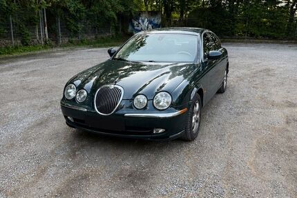 Jaguar S-Type 216.000 km 3.500 &euro; Mannheim 68309
