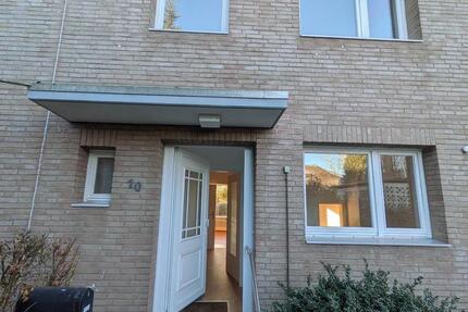 Schönes Reihenmittelhaus ca. 90 m², 4 Zimmer, Garten, Keller etc. 4 zimmer