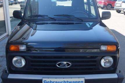 Lada Niva 60.210 km 13.990 &euro; Neunkirchen 66538