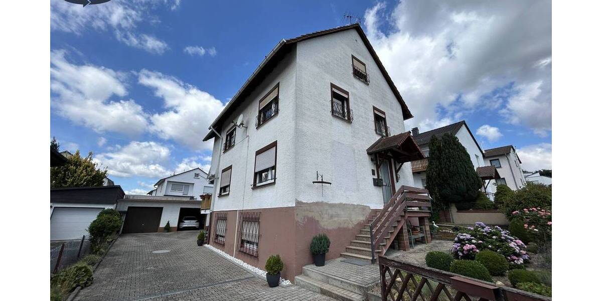 Etagenwohnung Enkenbach-Alsenborn Alsenborn - 6 Zimmer, 143 m&sup2;, 265.000&euro; | Angebot:25684603