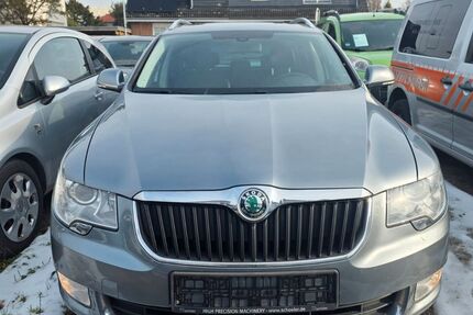 Skoda Superb 246.215 km 4.000 &euro; Lübeck 23568