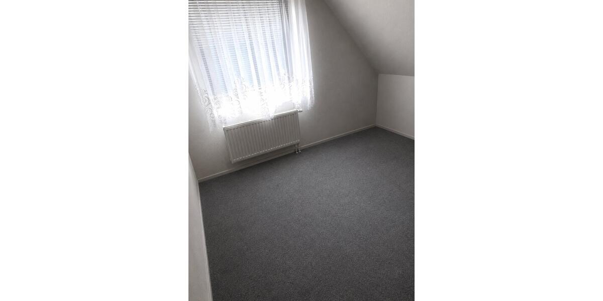 Dachgeschoßwohnung Lachendorf - 3 Zimmer, 61 m&sup2;, 130.000&euro; | Angebot:26748020