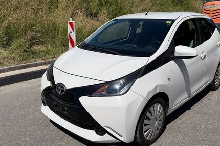 Toyota Aygo (X) 105.300 km 4.950 &euro; Maulburg 79689