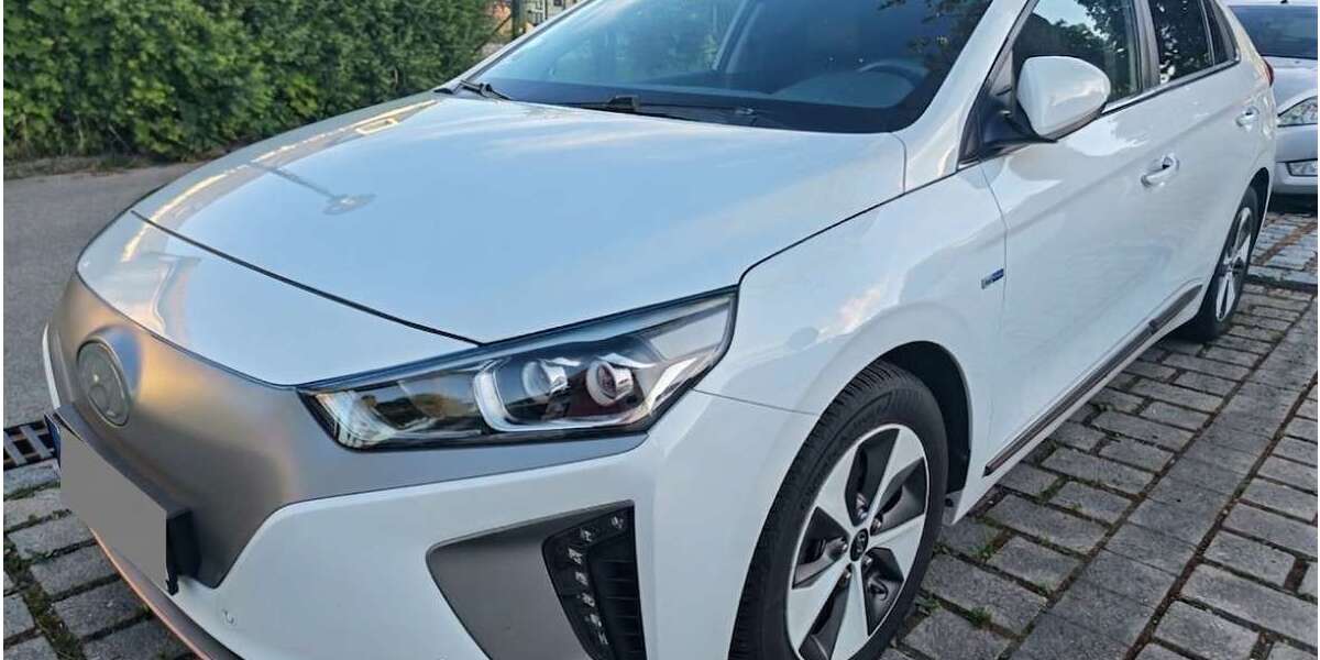 Hyundai IONIQ 138.000 km 14.990 &euro; Bockhorn 85461