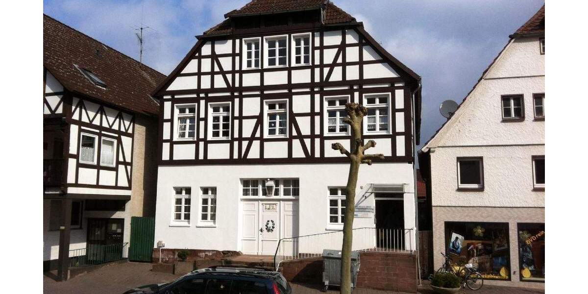 Etagenwohnung Beverungen - 4 Zimmer, 91 m&sup2;, 375&euro; | Angebot:25695349