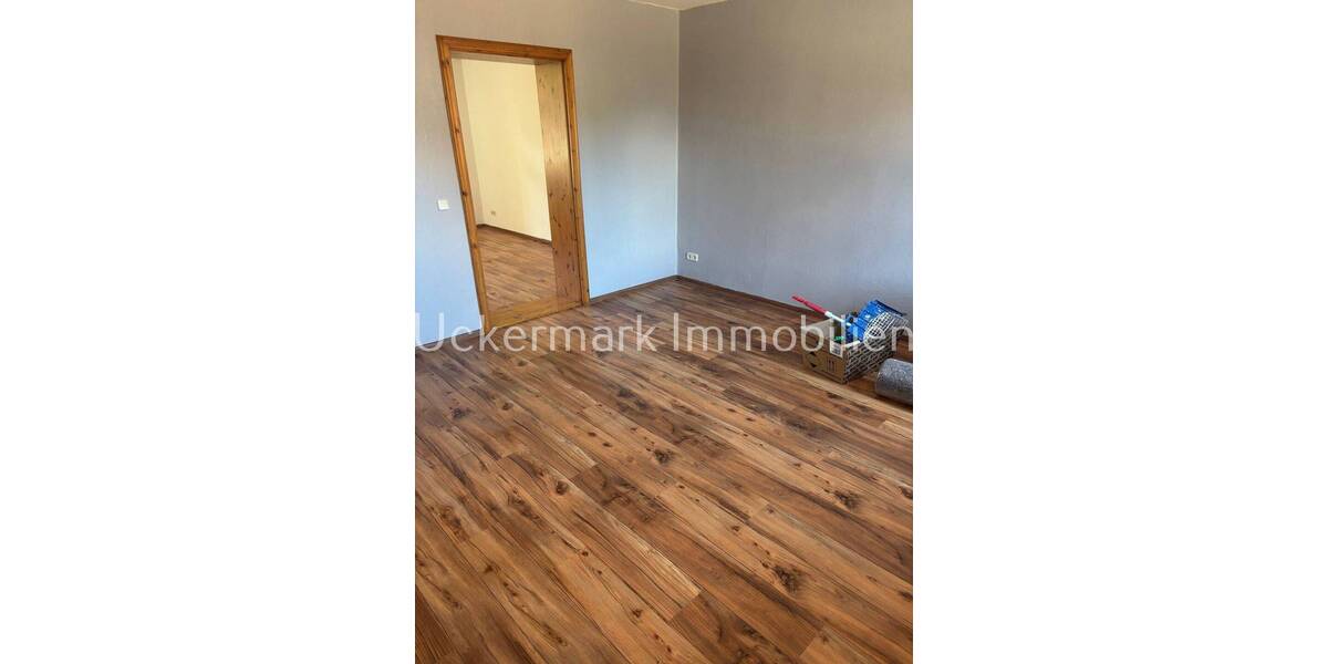 Mehrfamilienhaus, Wohnhaus Lychen - 7 Zimmer, 194 m&sup2;, 298.000&euro; | Angebot:25778922