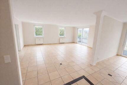 Großzügige EG-Wohnung mit Balkon + Garage in begehrter Lage von Wallerfangen 4 zimmer