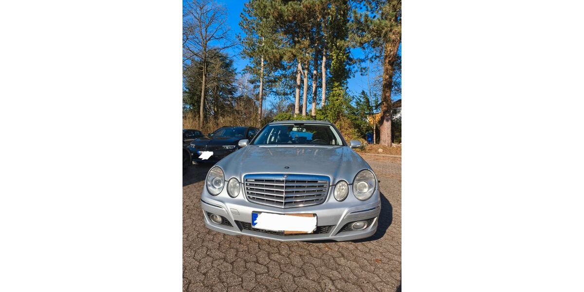 Mercedes-Benz E 200 326.283 km 1.800 &euro; Reinbek 21465
