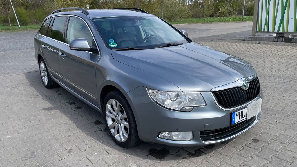 Skoda Superb 202.606 km 6.000 &euro; Mühlhausen 99974