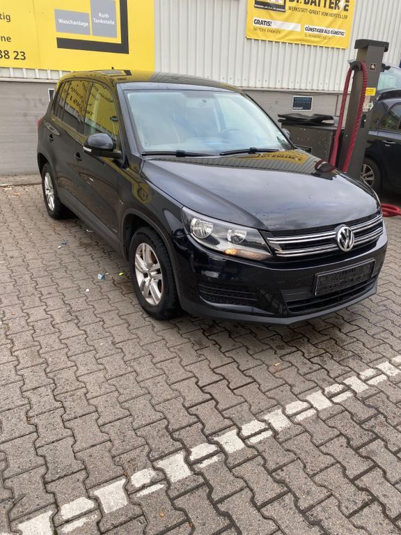 VW Tiguan 160.000 km 10.000 € Frankfurt am Main 60388
