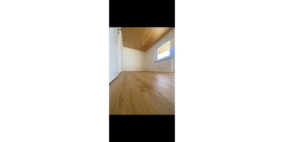 Erdgeschoßwohnung Backnang - 3 Zimmer, 95 m&sup2;, 1.385&euro; | Angebot:26088252