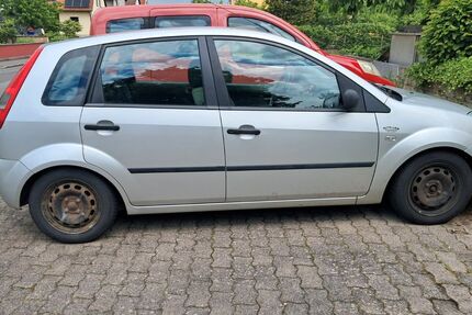 Ford Fiesta 161.200 km 800 &euro; Zapfendorf 96199