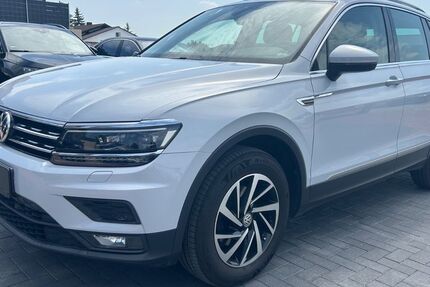 VW Tiguan 142.500 km 17.990 &euro; Biebertal 35444