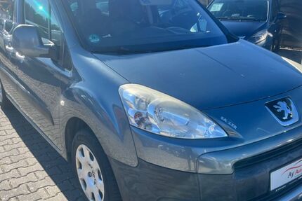 Peugeot Partner 210.000 km 2.999 &euro; Heidenheim 89520