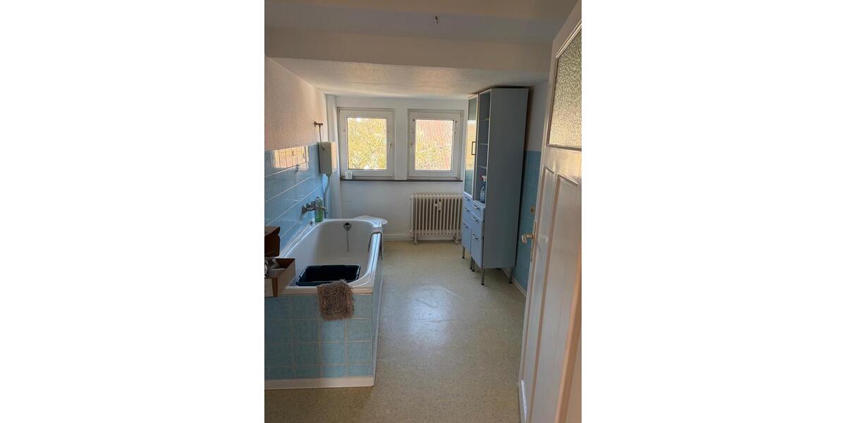 Dachgeschoßwohnung Kirchhain - 2 Zimmer, 59 m&sup2;, 650&euro; | Angebot:25613943