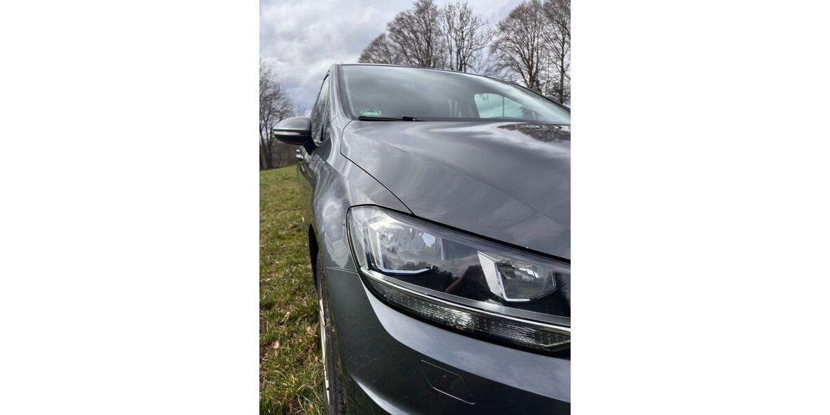 VW Touran 179.350 km 12.800 &euro; Warngau 83627