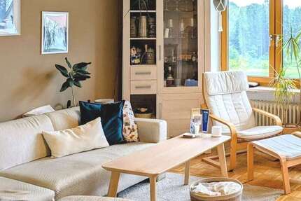 Wohnung Erdweg - 3.5 Zimmer, 104 m&sup2;, 950&euro; | Angebot:27136575