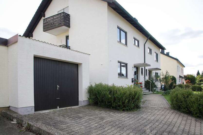 Haus zum Kaufen in Burgau 375.000 € 137 m²