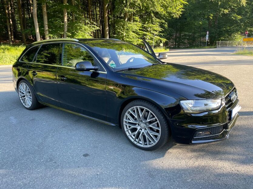 Audi A4 202.000 km 12.490 € Schieder-Schwalenberg 32816