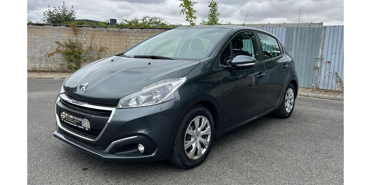 Peugeot 208 65.000 km 6.990 &euro; Eschweiler 52249