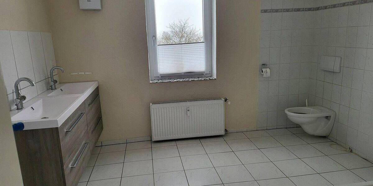 Etagenwohnung Auderath - 4 Zimmer, 105 m&sup2;, 775&euro; | Angebot:26791478