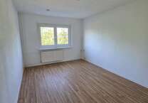 Wohnung zum Mieten in Rostock 320 € 27.3 m²