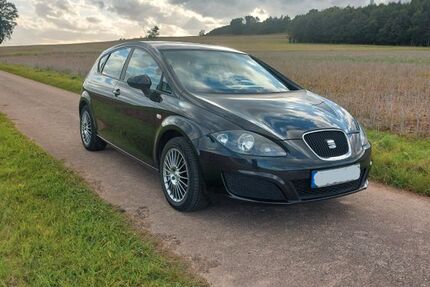 Seat Leon 122.000 km 6.799 € Wawern 54612