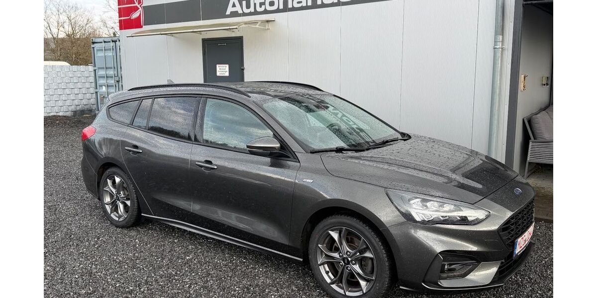 Ford Focus 58.000 km 16.999 &euro; Wadern 66687