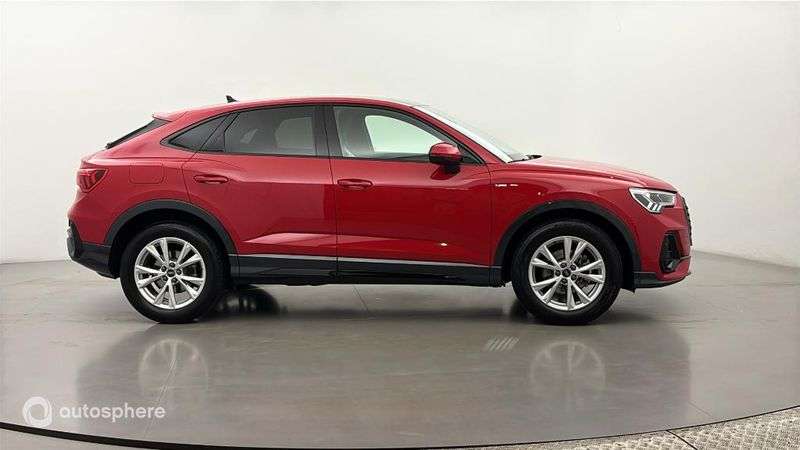 Audi Q3 35 TFSI 150ch S line S tronic 7 11.623 km 39.799 &euro; Champniers 16430