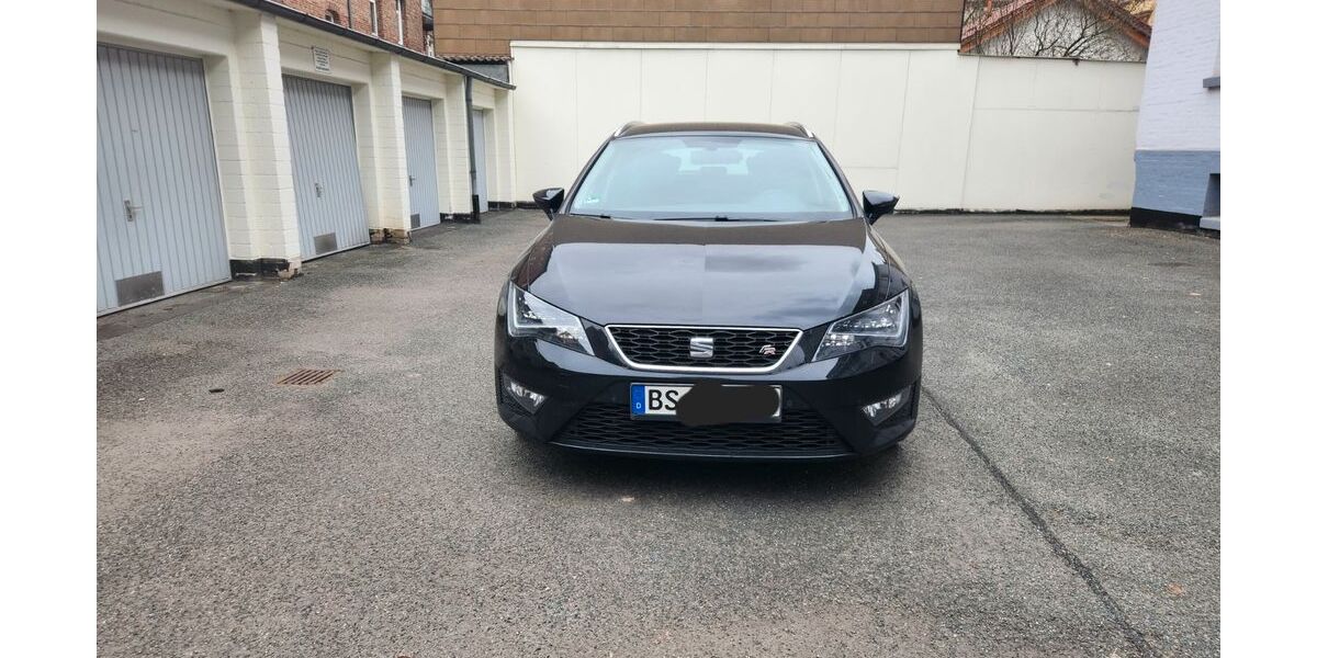 Seat Leon 112.000 km 14.700 &euro; Braunschweig 38102