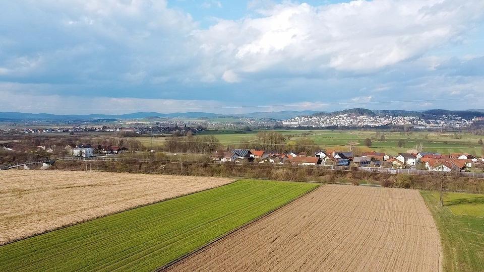 Etagenwohnung Cham - 4 Zimmer, 133 m&sup2;, 1.230&euro; | Angebot:26603948