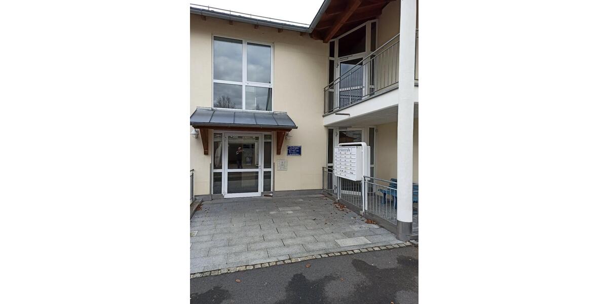 Etagenwohnung Wunsiedel - 2.5 Zimmer, 53 m&sup2;, 115.000&euro; | Angebot:26840510