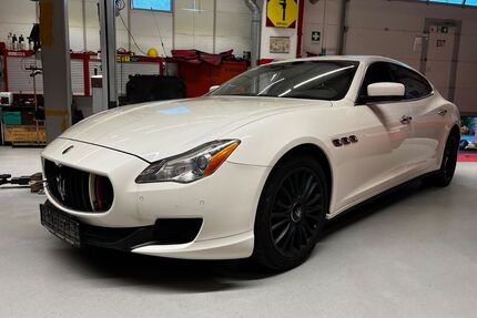 Maserati Quattroporte