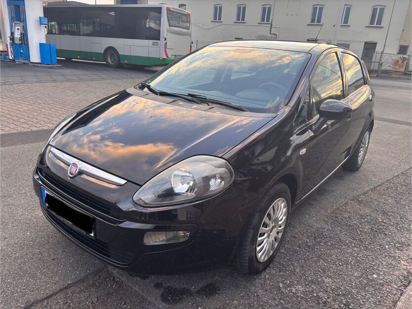 Fiat Punto 158.000 km 3.499 € Volkach 97332