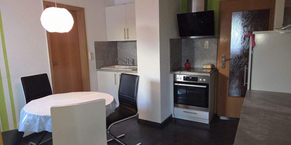 DHH - Haus auf super Grundstück - inkl. Ferienbungalow - ruhige und beliebte Lage 4 zimmer