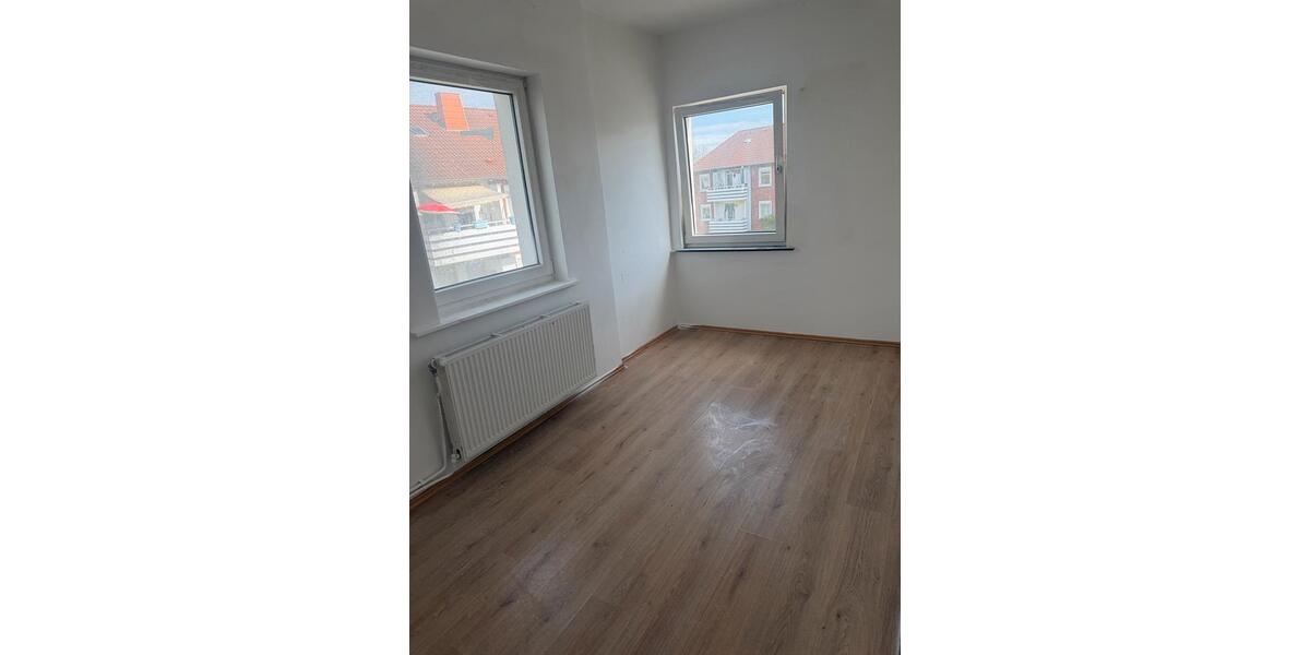 Mehrfamilienhaus, Wohnhaus Gronau (Westfahlen) - 8 Zimmer, 250 m&sup2;, 400&euro; | Angebot:26665359