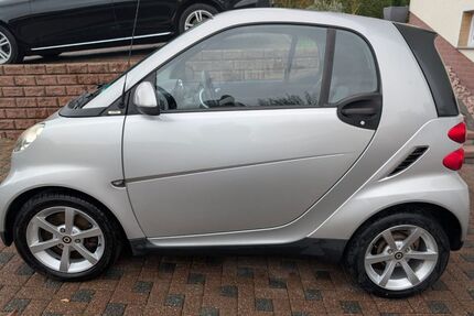 Smart ForTwo 72.000 km 6.000 € Bad Zwesten 34596