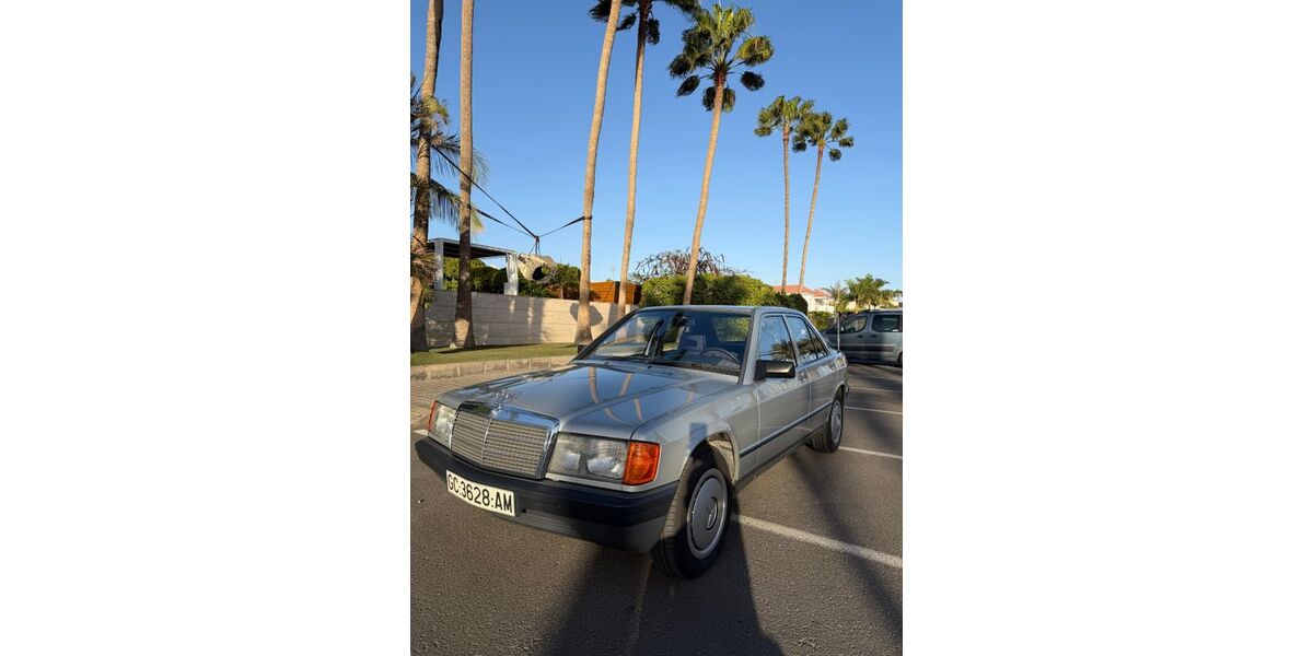 Mercedes-Benz 190 35.000 km 14.900 &euro; Grömitz 23743