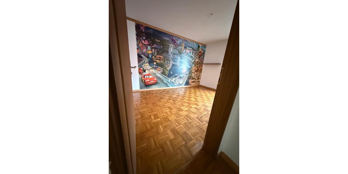 Etagenwohnung Ofterdingen - 5 Zimmer, 100 m&sup2;, 1.000&euro; | Angebot:26637751