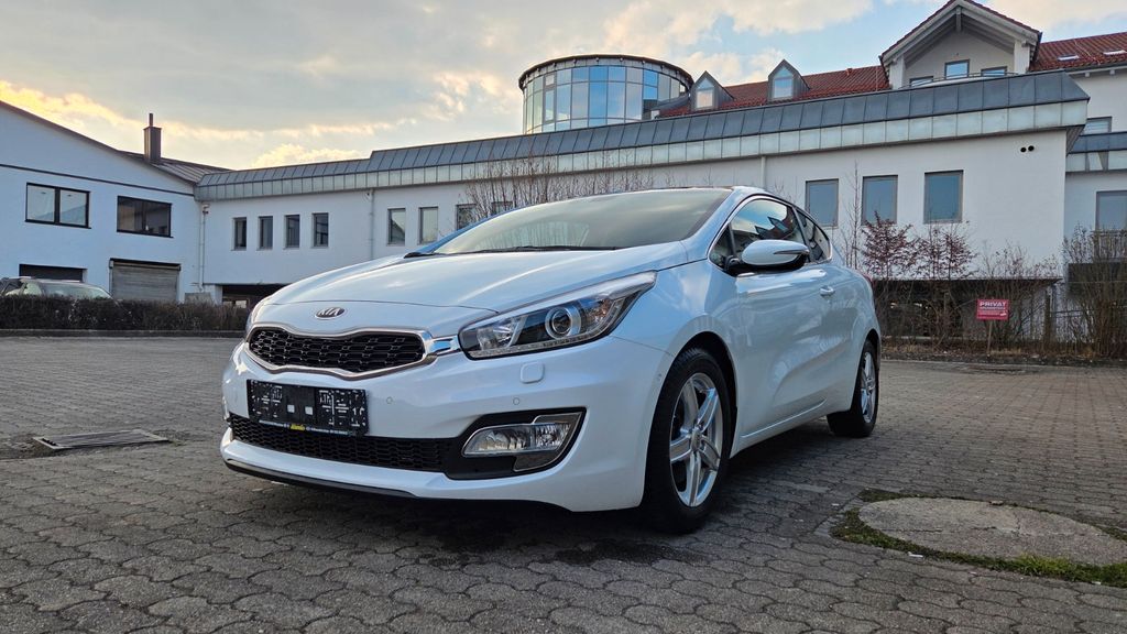 Kia pro ceed / ProCeed 31.800 km 11.900 &euro; Burgkirchen 84508
