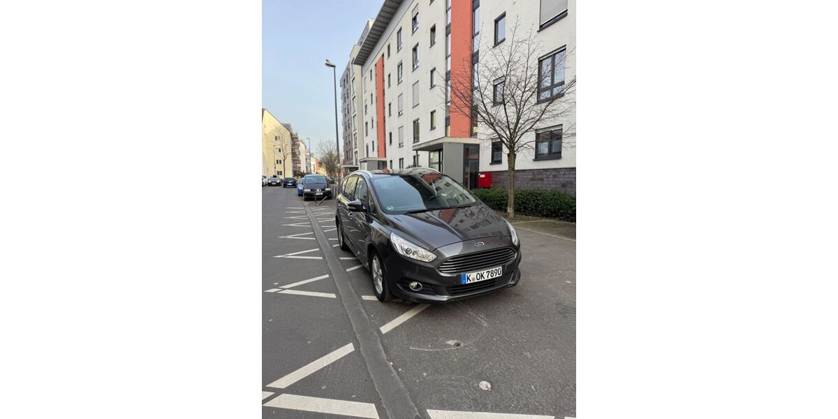 Ford S-Max 155.050 km 10.499 &euro; Köln 51061